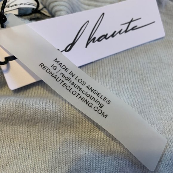 Red Haute NWT Soft Icy Blue and Navy Mock Turtleneck Sweater Size S - Picture 12 of 14